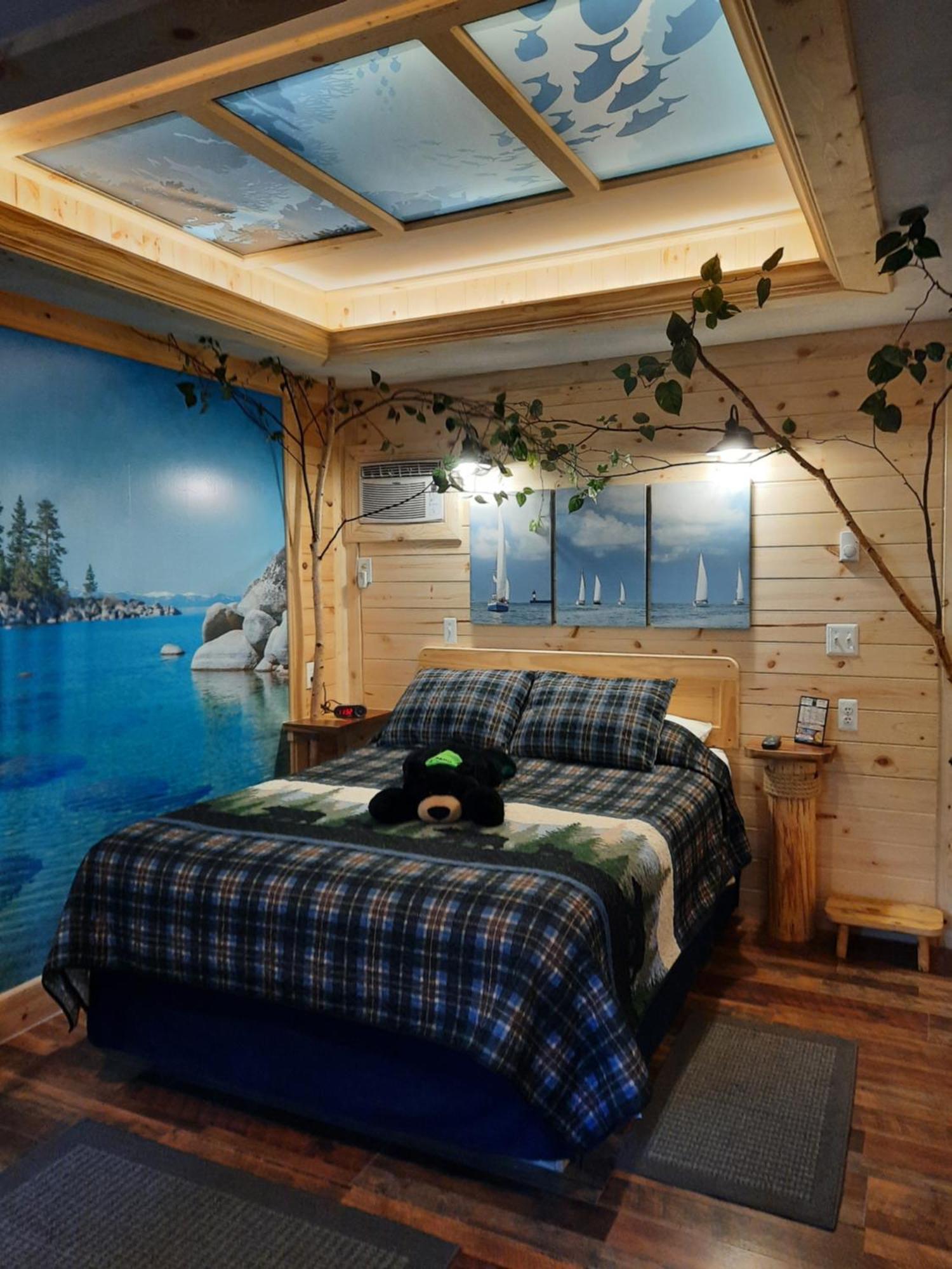 Bear Cove Inn Saint Ignace Ngoại thất bức ảnh